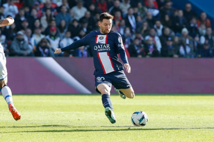 触都会被吹 触都会被吹